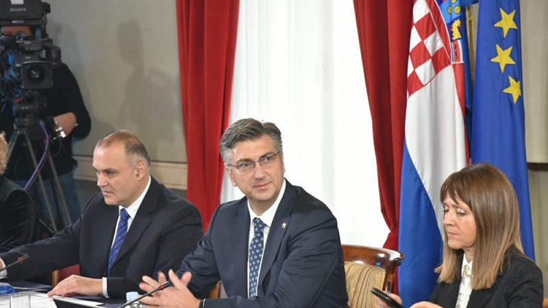 Ugovori i projekti vrijedni 2,58 milijardi kuna snažna su poruka Vlade razvoju Karlovca i Karlovačke županije